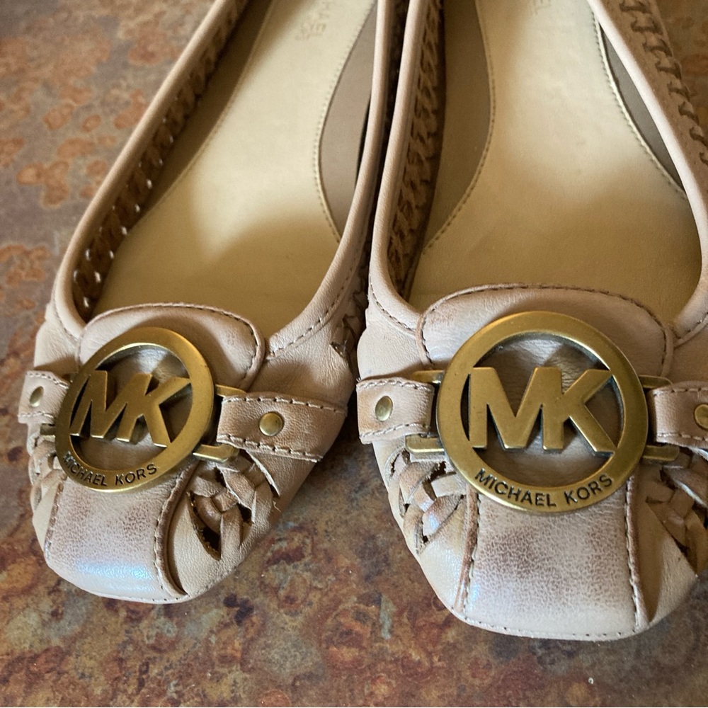 Michael Michael Kors Size 6.5 burnished tan leather slip on moccasins - Picture 5 of 12